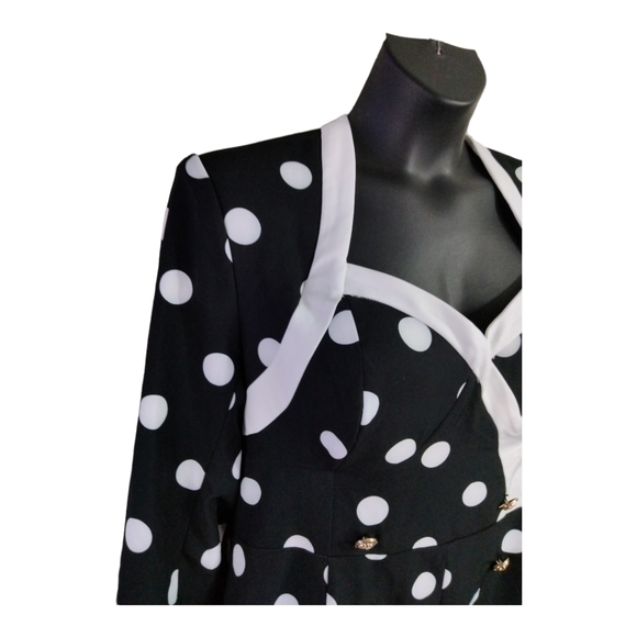 Women Black White Polka Dot V-Cut Line Romper w/Pockets back Zipper. Size 1X NWT - Picture 13 of 16